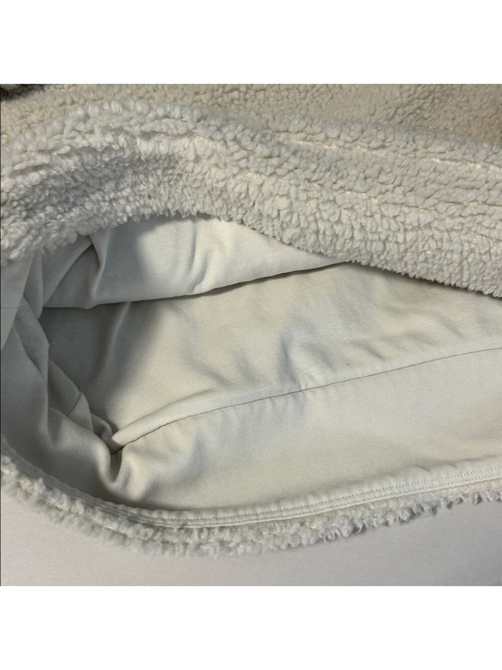 Lululemon Textured Fleece Embroidered Logo Minimalist Hoodie - Picture 12 of 12